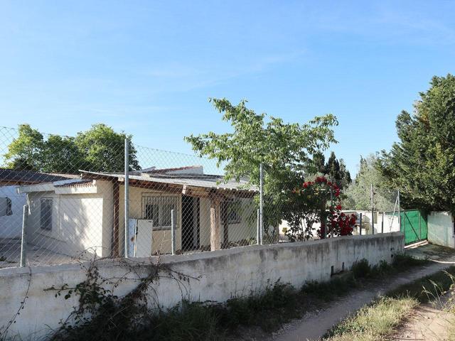 Finca rústica de regadío de 1.264 m² con casa de campo de 79 m² en Partida Foietes, Ulldecona (Tarragona). photo 0