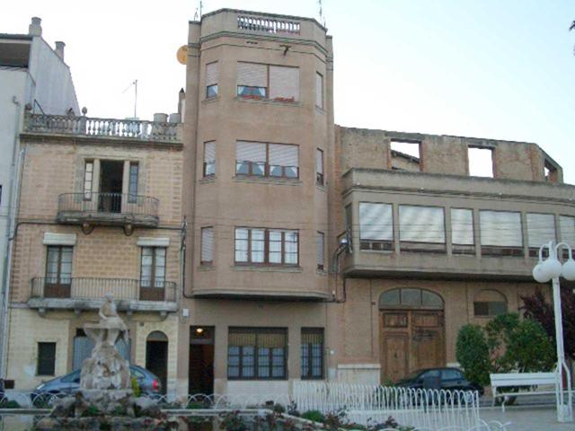 Amplio piso de 100 m² con seis habitaciones en Ulldecona (Tarragona) photo 0