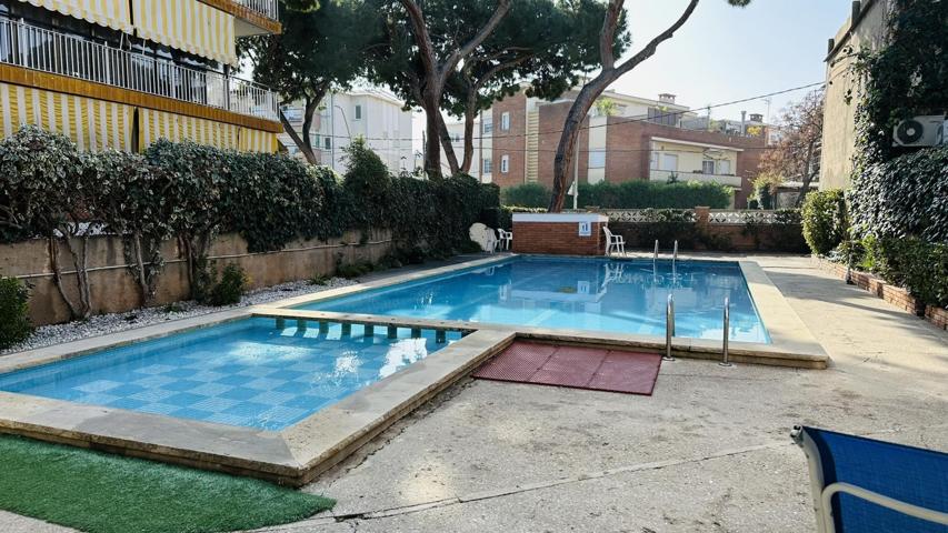 Apartamento en venta en Castelldefels (Platja) photo 0