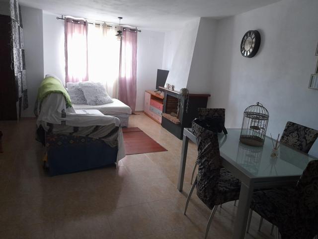 21 Inmobiliarias vende adosado en el centro de macastre photo 0