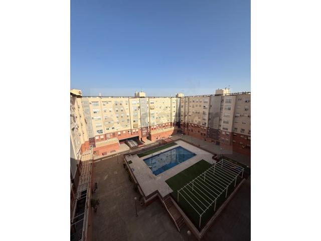 Piso En venta en Sevilla photo 0