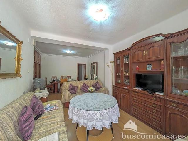 Piso en venta en Linares, Calle Velarde, 23700 photo 0