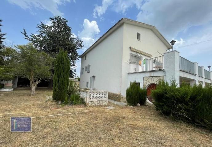 Casa con terreno en venta en Alcoy-Alcoi photo 0