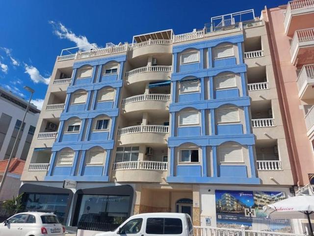 Planta baja en venta en Torrevieja, Playa de los locos photo 0