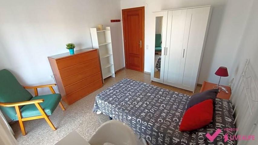 Piso en alquiler en Valencia, Avinguda de Portugal, 46009 photo 0
