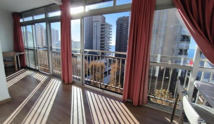 Apartamento en venta en Benidorm, Levante photo 0