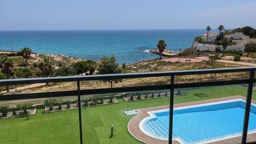 Chalet en venta en El Campello, Carrer Llampuga, 03560 photo 0