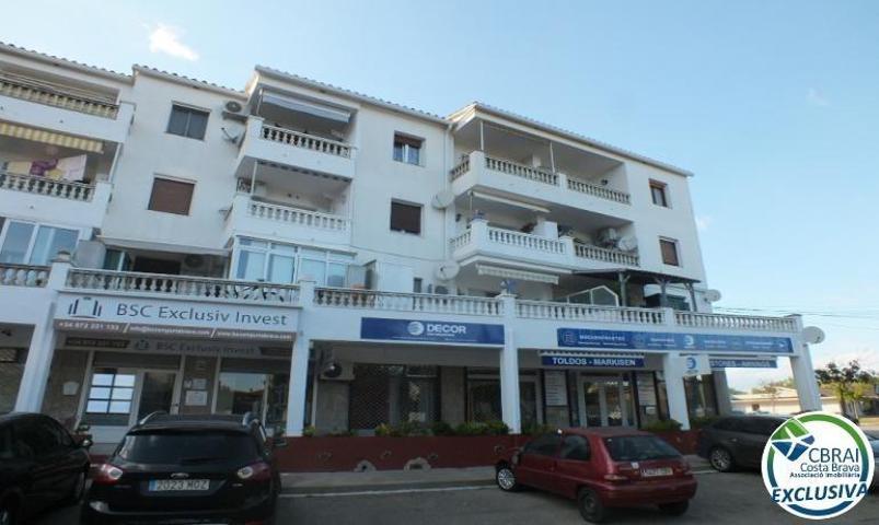 Apartamento en venta en Empuriabrava, Montseny photo 0