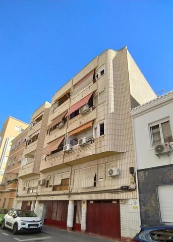 Piso en venta en Alicante, Plà del Bon Repòs-La Goteta photo 0