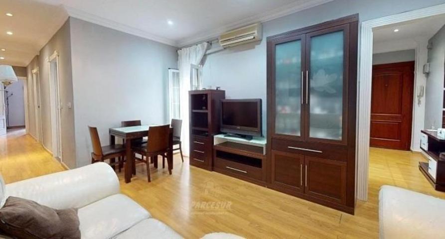 Piso en venta en Córdoba, Av. Barcelona - Viñuela - Rescatado photo 0