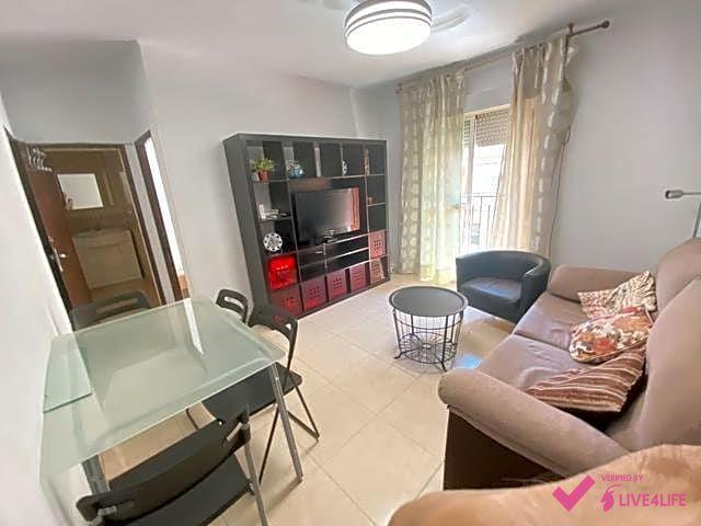 Piso en alquiler en Sevilla, Calle Padre Méndez Casariego, 41003 photo 0