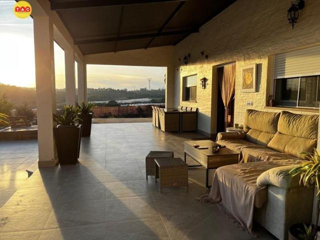 Casa con terreno en venta en Lepe, Costa de la luz photo 0