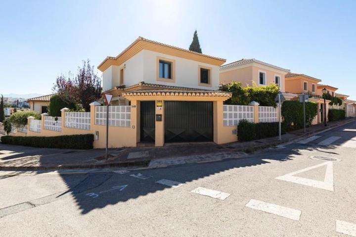 Chalet en venta en Albolote, ALBOLOTE-CORTIJO DEL AIRE photo 0