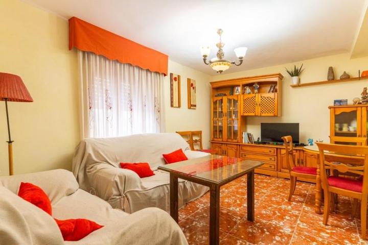 Casa en venta en Laujar de Andarax, CENTRO photo 0