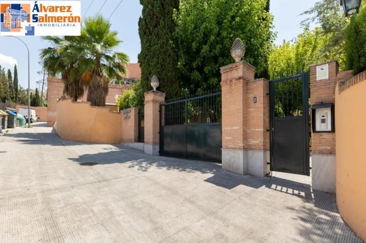 Bungalow en venta en Granada, Albaycin photo 0