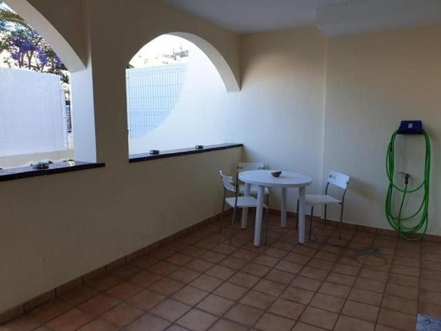 Apartamento en venta en Arona photo 0