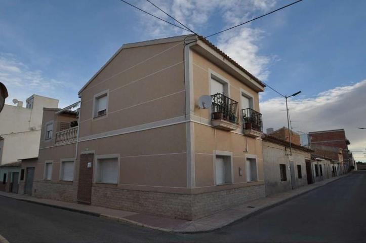 Casa en venta en Pinoso, Comunidad valenciana photo 0