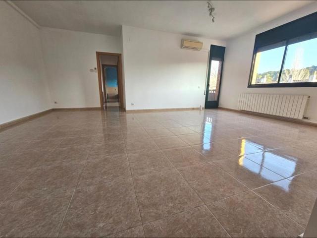 Piso en venta en Sant Celoni, El sot de les granotes photo 0