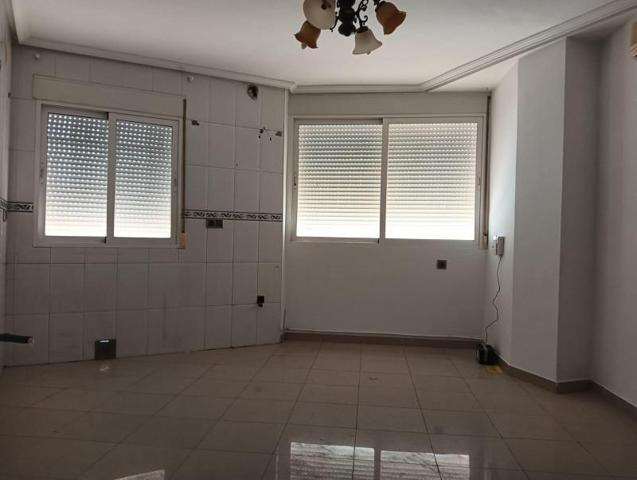Piso en venta en Quesada, La vega photo 0
