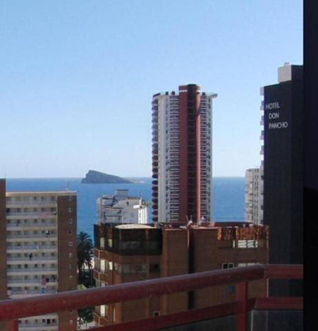 Apartamento en venta en Benidorm photo 0