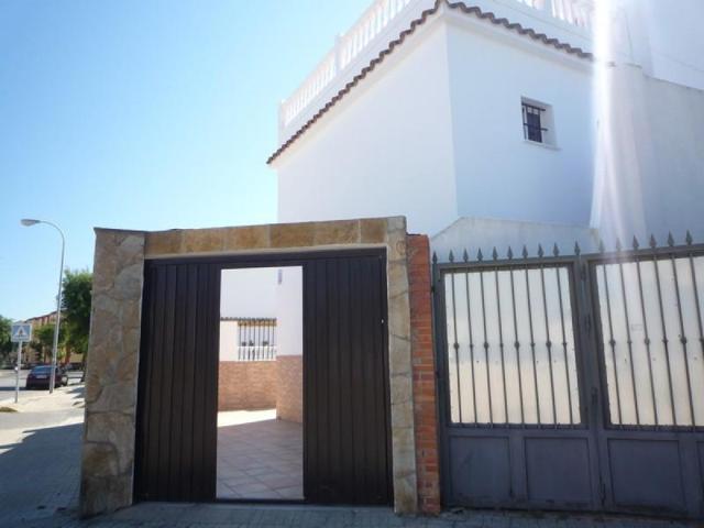 Duplex en alquiler en Chipiona, Playa de Regla photo 0