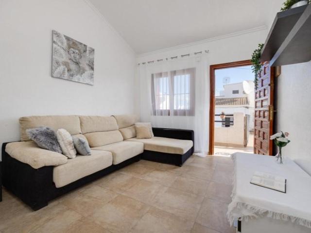 Bungalow en venta en Torrevieja photo 0