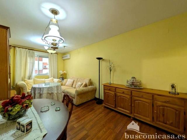 Apartamento en venta en Linares, Paseo Marqueses de Linares, 23700 photo 0