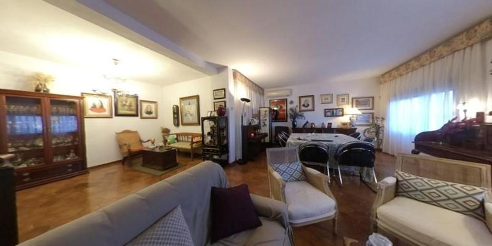 Chalet en venta en Dos Hermanas, La Motilla - Fuente del Rey photo 0