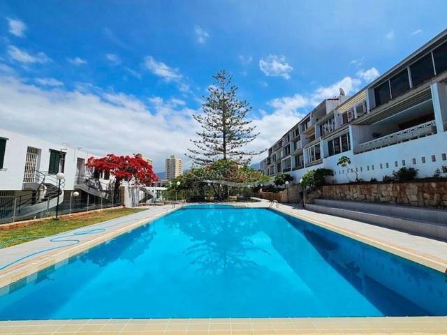 Piso en venta en Playa de las Américas photo 0