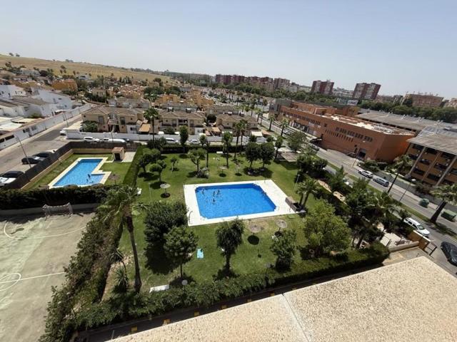 Piso en venta en Dos Hermanas, Condequinto photo 0