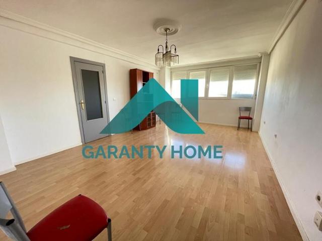 Piso en venta en Cáceres, HISPANIDAD photo 0