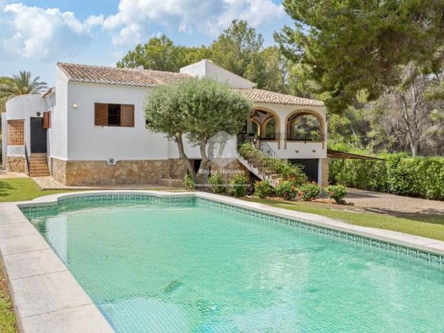 Chalet en venta en Jávea-Xàbia photo 0