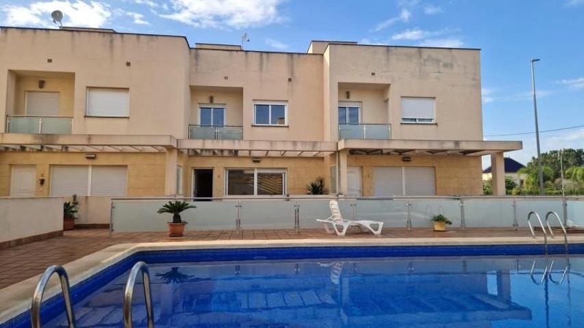 Duplex en venta en Los Montesinos photo 0