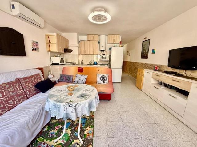 Apartamento en venta en Torrevieja photo 0