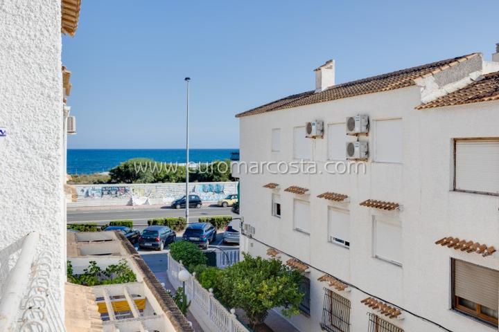 Bungalow en venta en Torrevieja, CENTRO photo 0