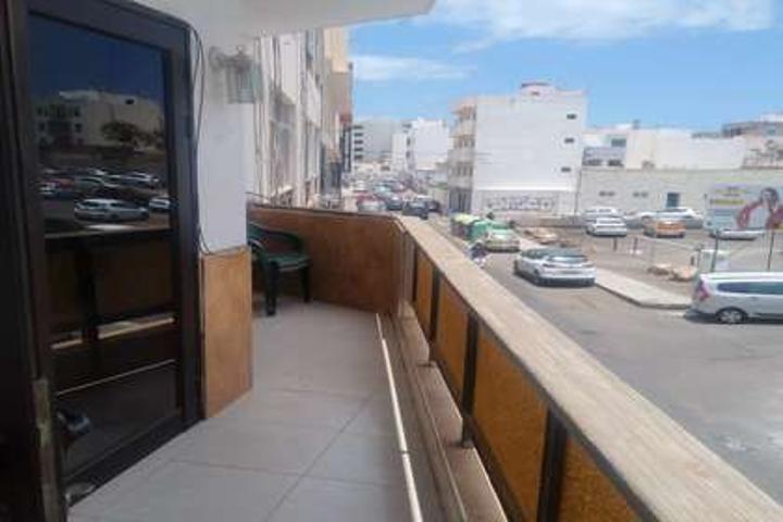 Apartamento en venta en Arrecife, Arrecife photo 0