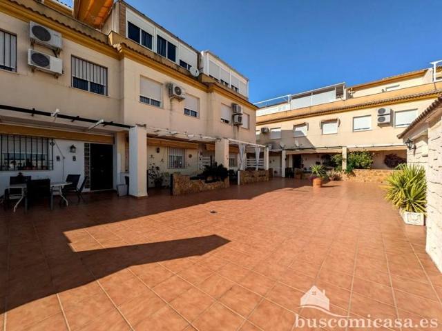 Chalet en venta en Linares, Calle Ronda, 23700 photo 0