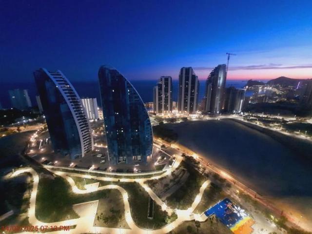 Apartamento en venta en Benidorm, Playa de Poniente photo 0