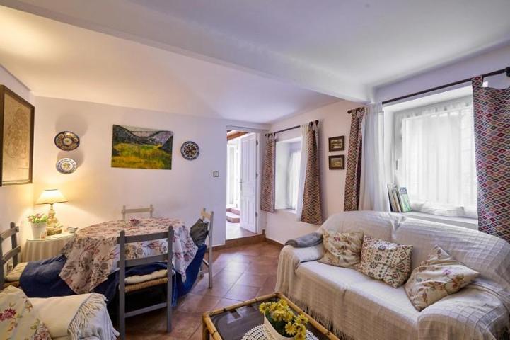 Casa en venta en Gallegos de Solmirón, Castilla y leon photo 0