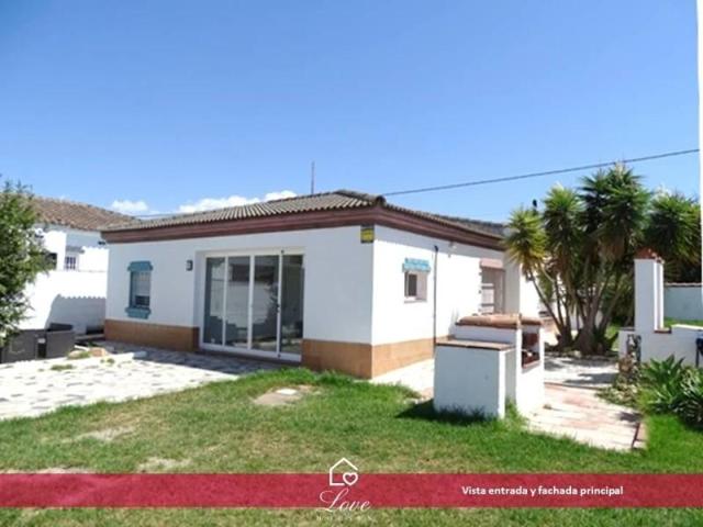 Chalet en venta en Chiclana de la Frontera, Pago del humo photo 0