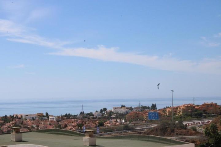 Apartamento en venta en Mijas, Riviera del Sol photo 0