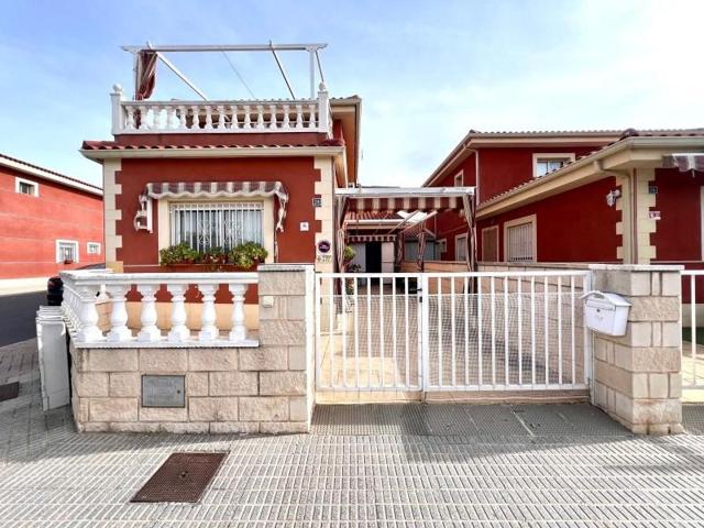 Casa en venta en Pinoso, Comunidad valenciana photo 0
