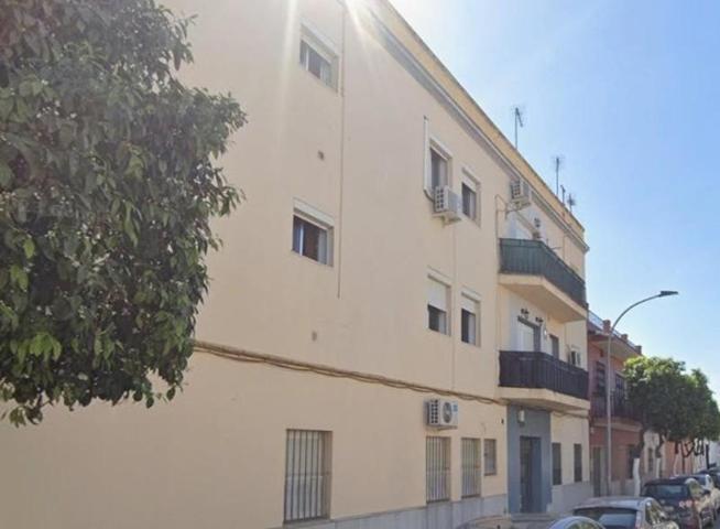 Piso en venta en La Rinconada, Andalucia photo 0