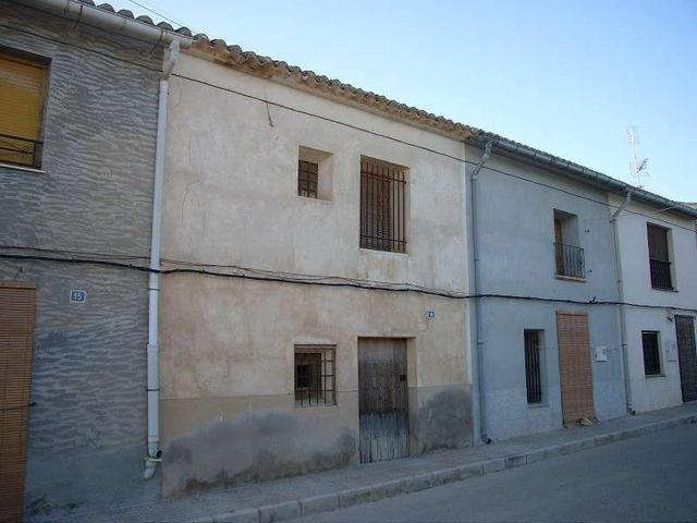 Chalet en venta en Pinoso, Comunidad valenciana photo 0