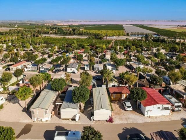 Bungalow en venta en San Miguel de Salinas photo 0