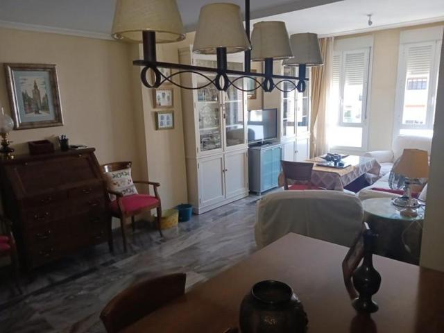 Piso en venta en Sevilla, Ctra. de Carmona-Miraflores photo 0