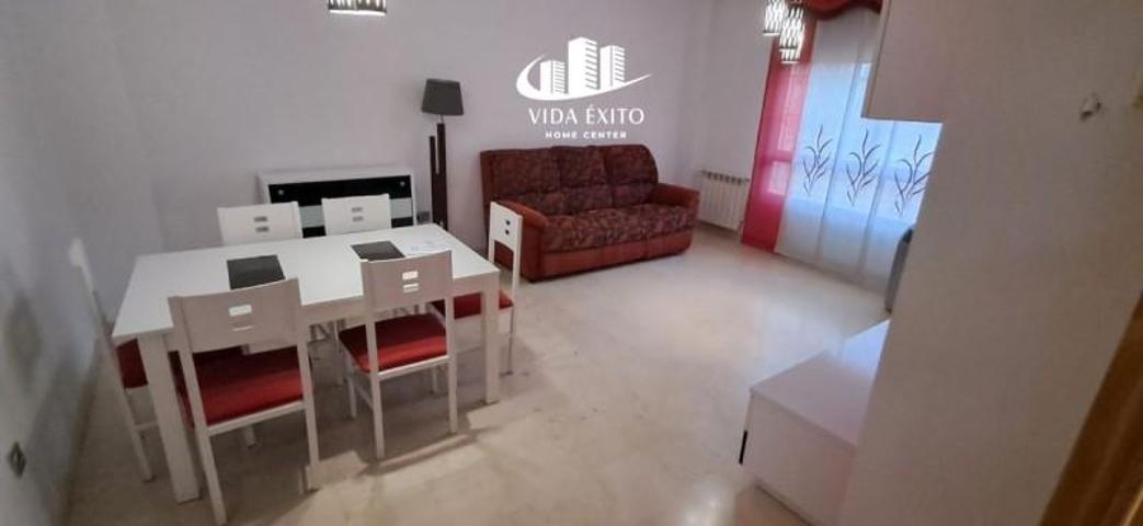 Piso en venta en Jaén, Salobreja photo 0