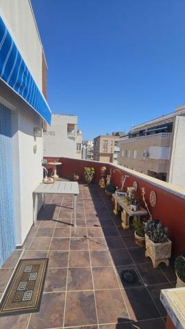 Apartamento en venta en Torrevieja photo 0