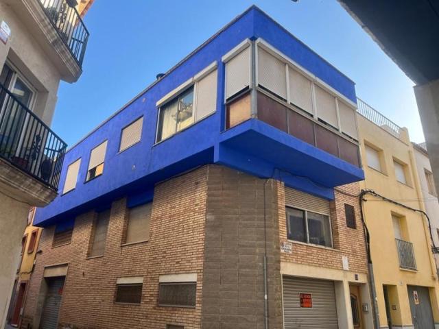 Adosada en venta en El Vendrell, Centro photo 0