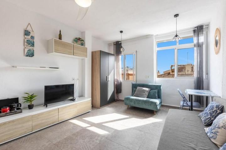 Apartamento en venta en Torrevieja photo 0